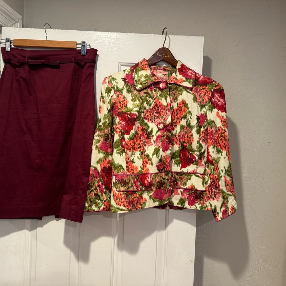 Bandolino Green and Pink Blazer with Floral Print